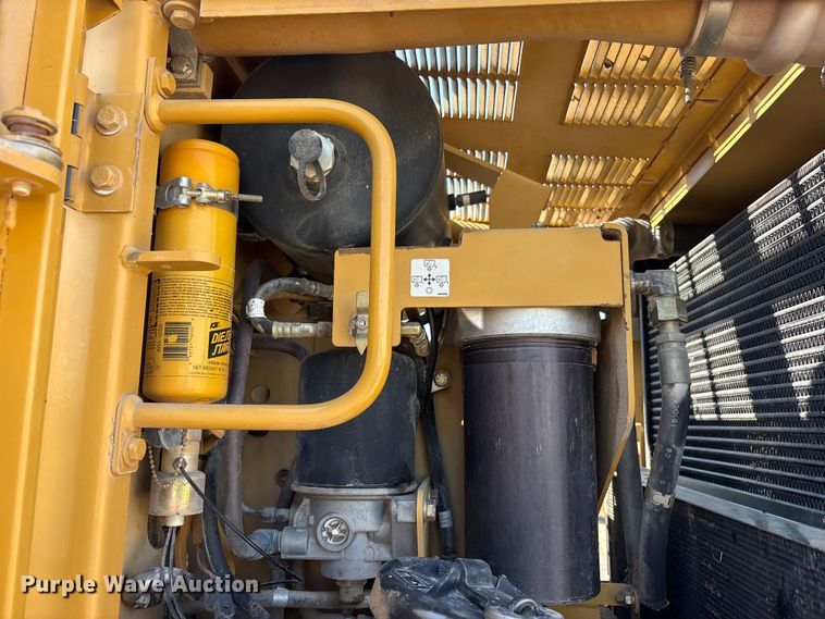 image for item FC2502 2007 Caterpillar 140H VHP Plus motor grader