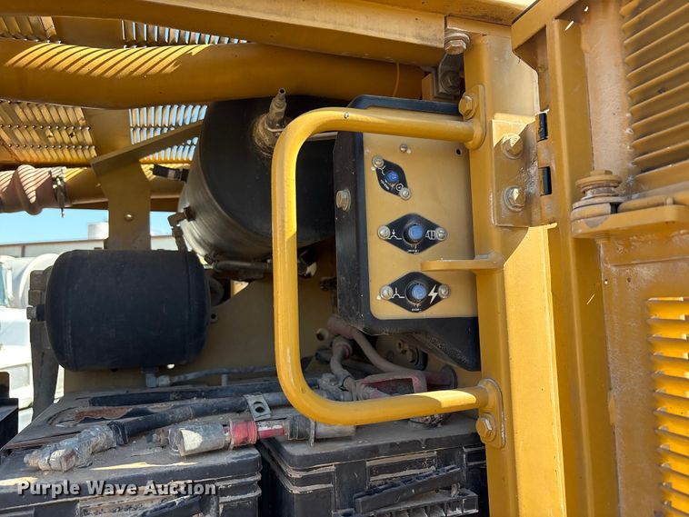 image for item FC2502 2007 Caterpillar 140H VHP Plus motor grader