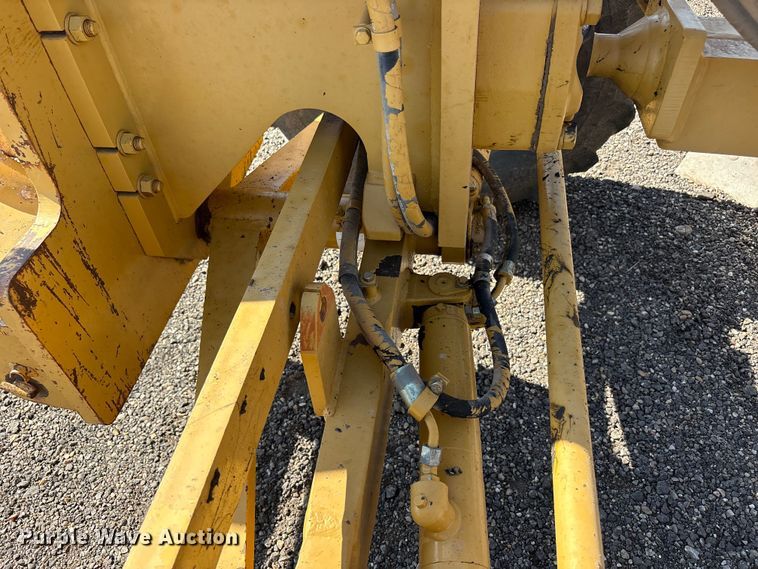 image for item FC2502 2007 Caterpillar 140H VHP Plus motor grader