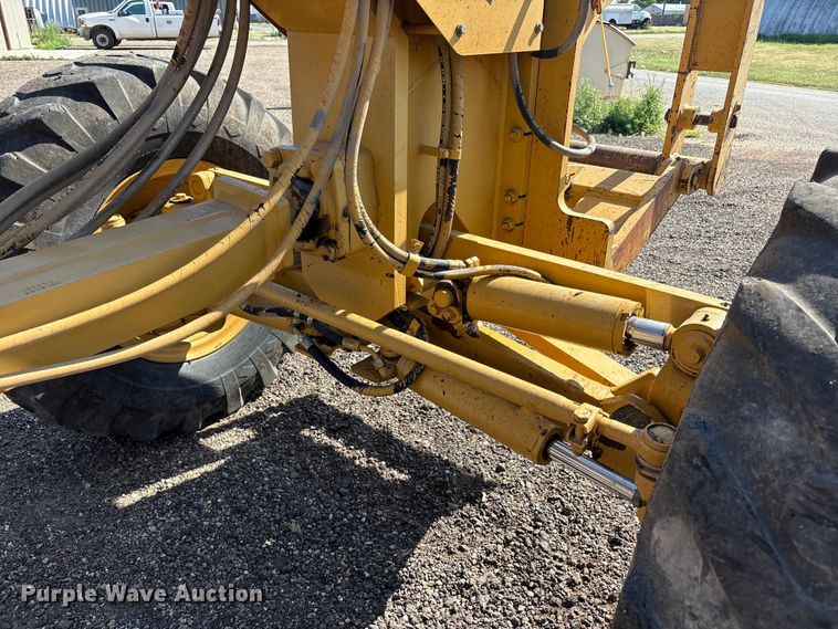 image for item FC2502 2007 Caterpillar 140H VHP Plus motor grader