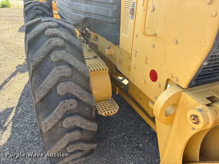 image for item FC2502 2007 Caterpillar 140H VHP Plus motor grader