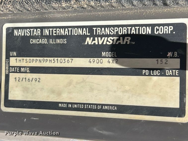 image for item FC2836 1993 International 4900 dump truck