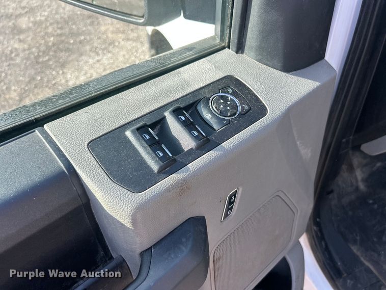 image for item FC2837 2019 Ford F-150 XL 