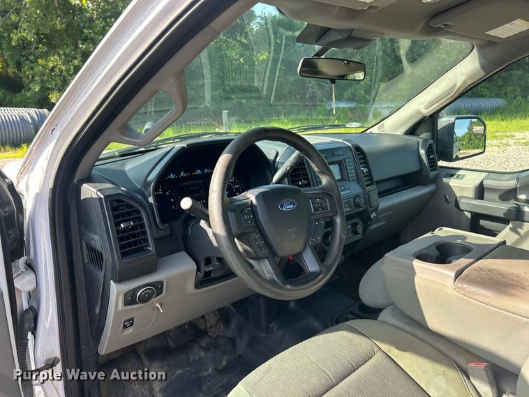 image for item FC2837 2019 Ford F-150 XL 