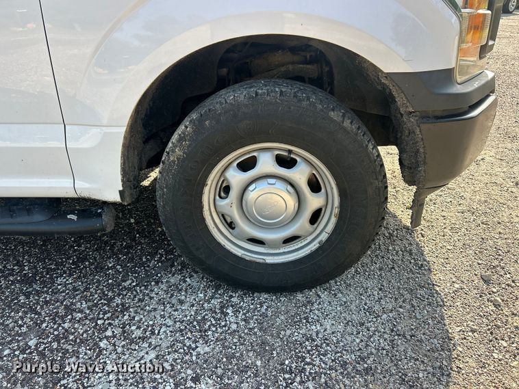 image for item FC2837 2019 Ford F-150 XL 