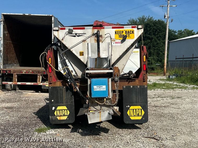 image for item FC2838 2010 International 7400 dump truck