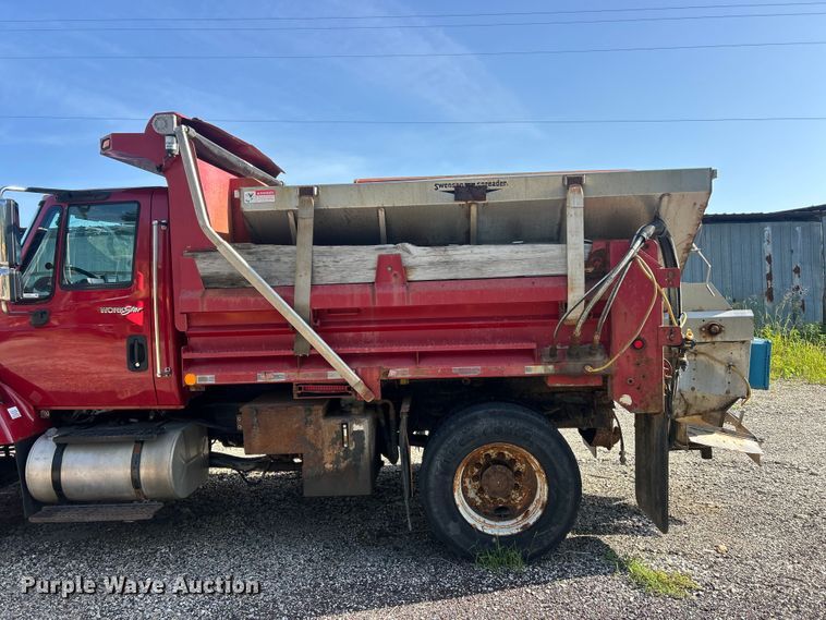 image for item FC2838 2010 International 7400 dump truck
