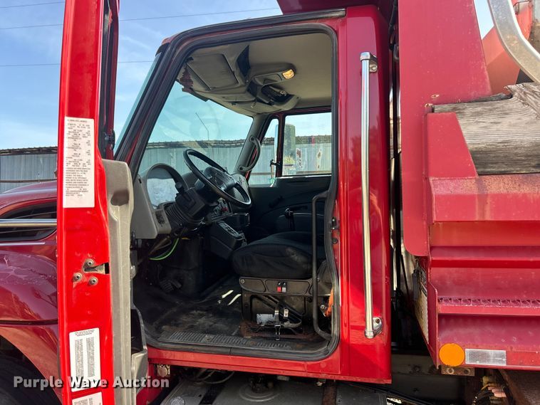 image for item FC2838 2010 International 7400 dump truck