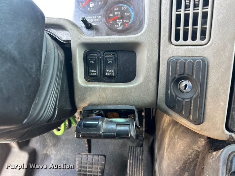 image for item FC2838 2010 International 7400 dump truck