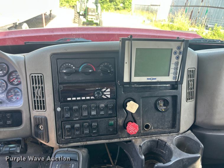image for item FC2838 2010 International 7400 dump truck