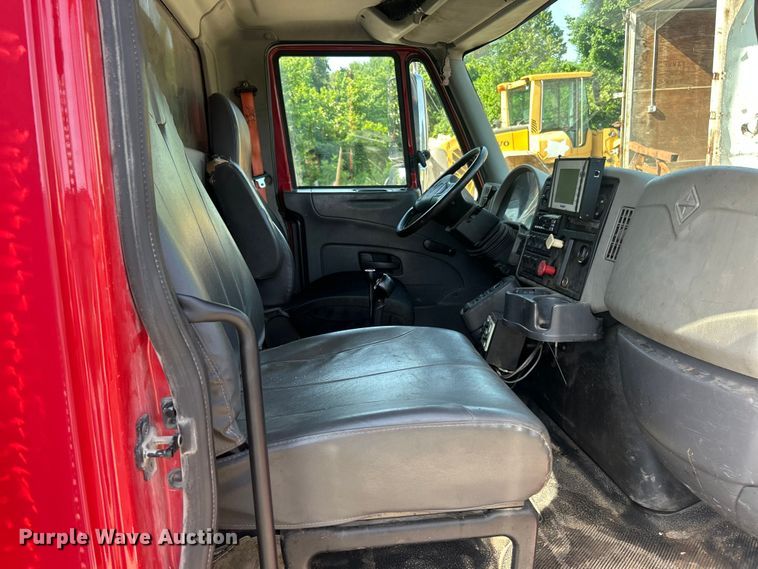 image for item FC2838 2010 International 7400 dump truck