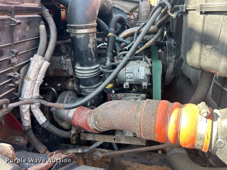image for item FC2838 2010 International 7400 dump truck