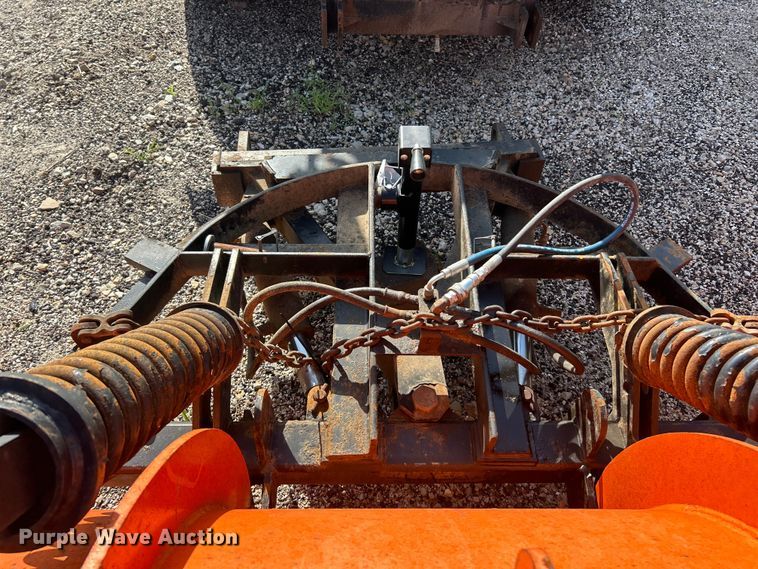 image for item FC2838 2010 International 7400 dump truck