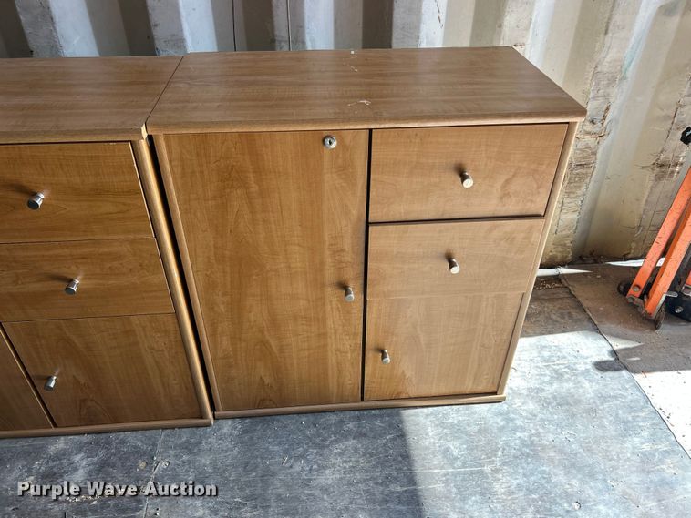 image for item FC2839 (2) cabinets