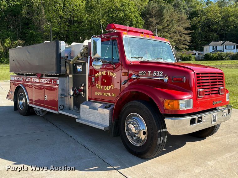 image for item FC3091 1998 International 4900 pumper fire truck
