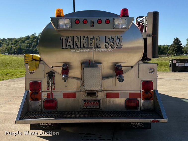 image for item FC3091 1998 International 4900 pumper fire truck