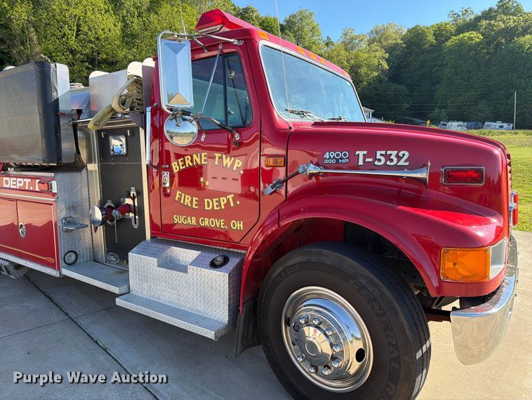 image for item FC3091 1998 International 4900 pumper fire truck