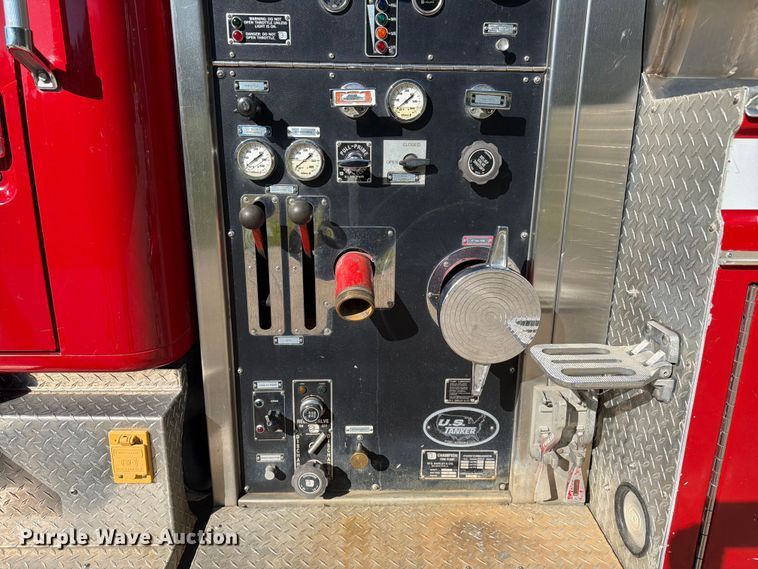 image for item FC3091 1998 International 4900 pumper fire truck