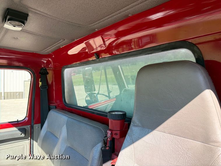 image for item FC3091 1998 International 4900 pumper fire truck
