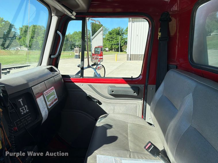 image for item FC3091 1998 International 4900 pumper fire truck