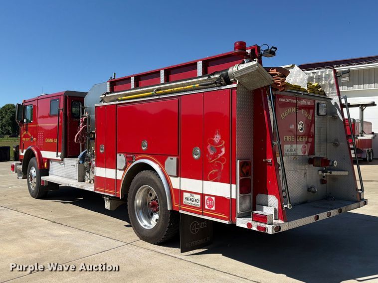 image for item FC3092 1992 Mack MR688P pumper fire truck