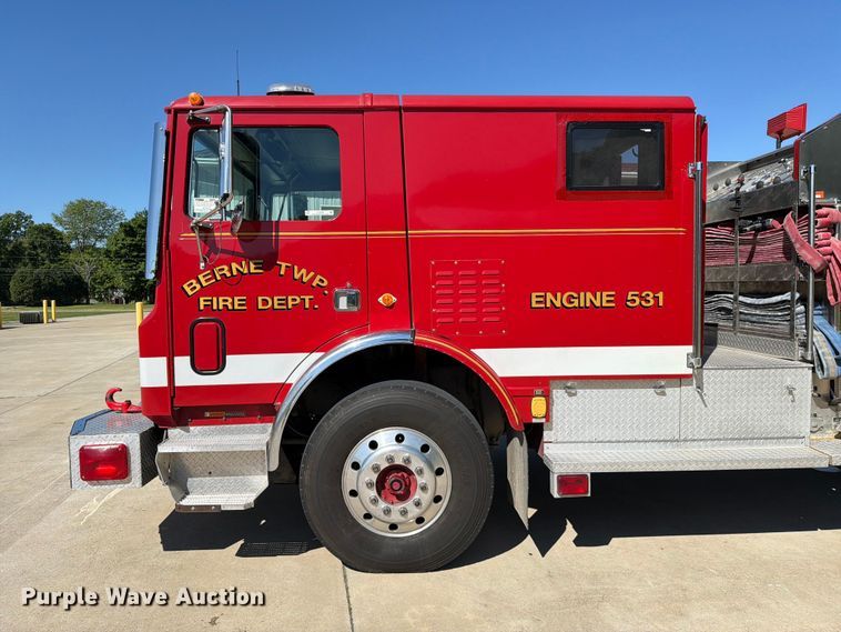 image for item FC3092 1992 Mack MR688P pumper fire truck