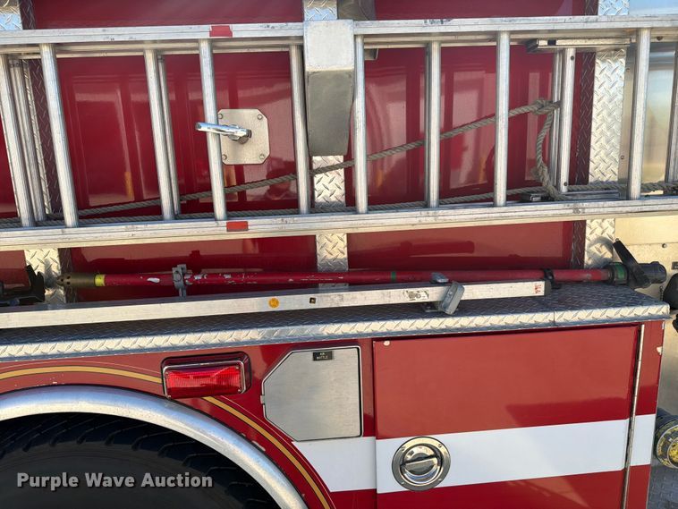 image for item FC3092 1992 Mack MR688P pumper fire truck