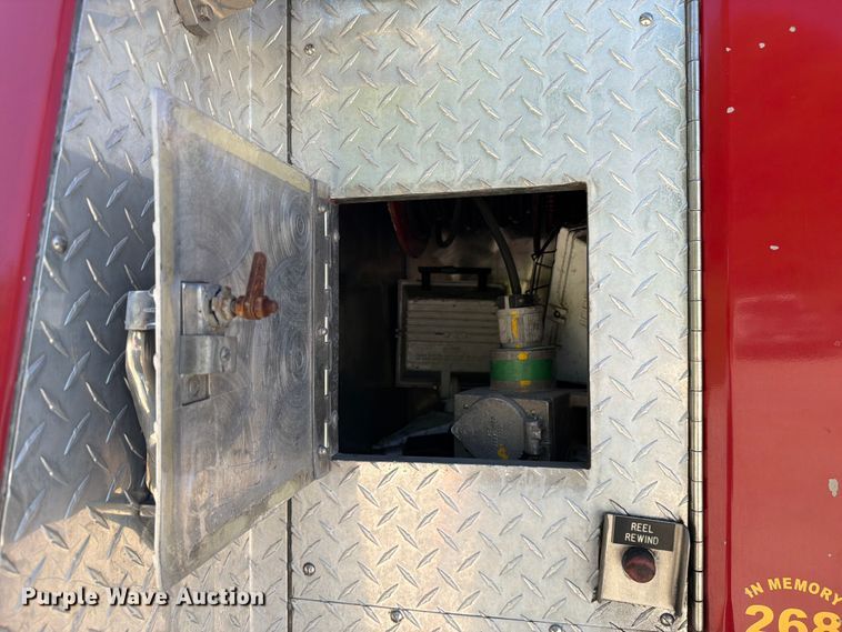 image for item FC3092 1992 Mack MR688P pumper fire truck
