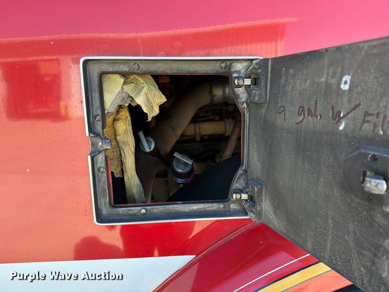 image for item FC3092 1992 Mack MR688P pumper fire truck