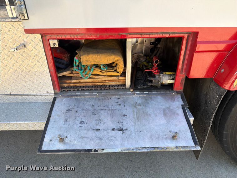 image for item FC3092 1992 Mack MR688P pumper fire truck