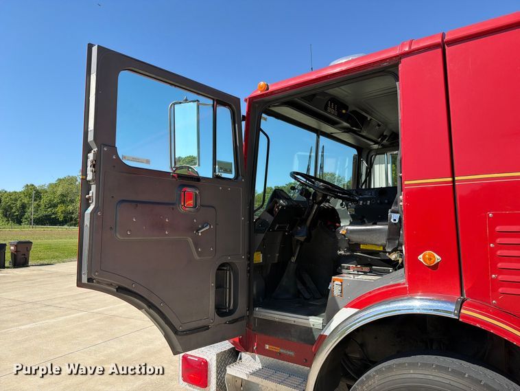 image for item FC3092 1992 Mack MR688P pumper fire truck