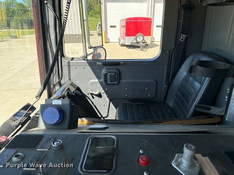 image for item FC3092 1992 Mack MR688P pumper fire truck