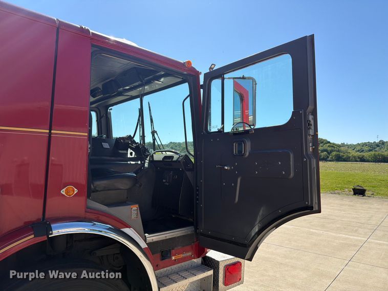 image for item FC3092 1992 Mack MR688P pumper fire truck