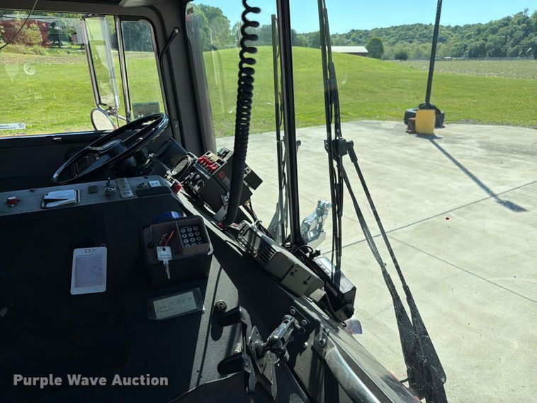 image for item FC3092 1992 Mack MR688P pumper fire truck