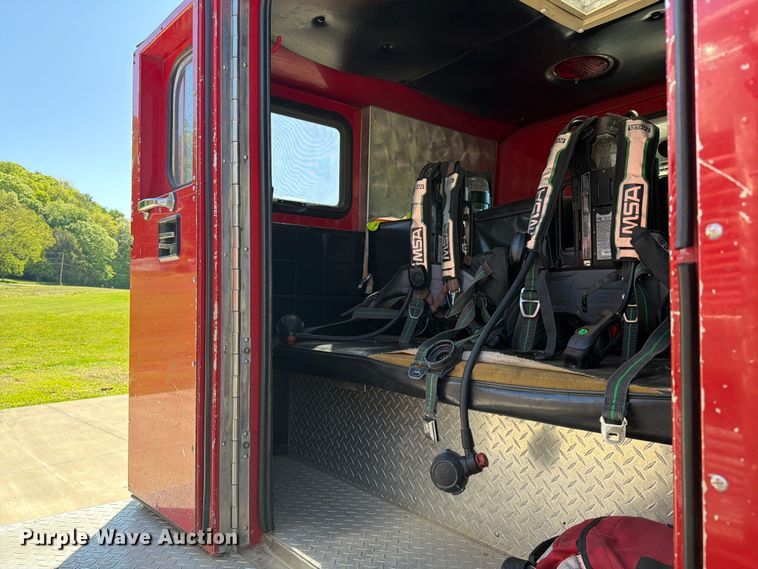 image for item FC3092 1992 Mack MR688P pumper fire truck