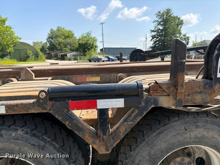 image for item FC3234 2018 Mack GU813 roll-off container truck