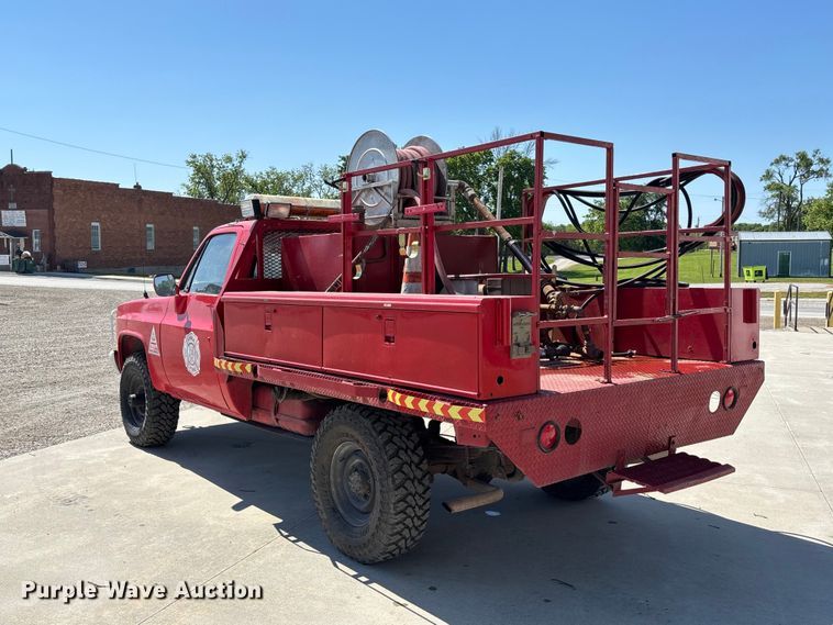 image for item FC4644 1985 Chevrolet Military Truck brush fire truck