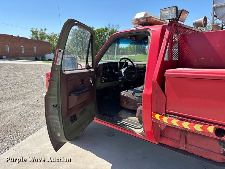 image for item FC4644 1985 Chevrolet Military Truck brush fire truck