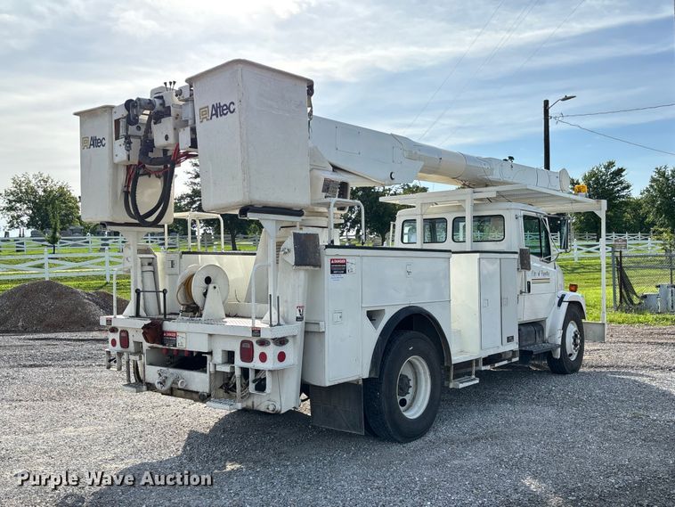image for item FC5859 1993 Freightliner FL70 bucket truck