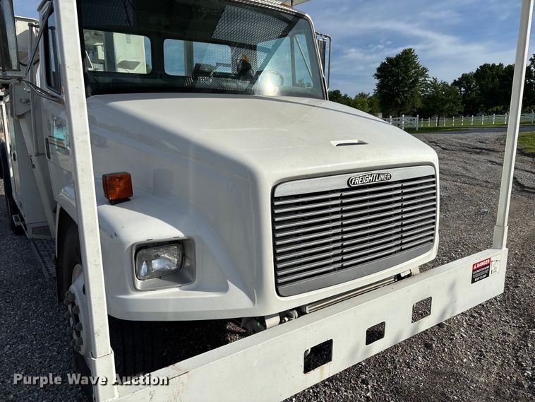 image for item FC5859 1993 Freightliner FL70 bucket truck