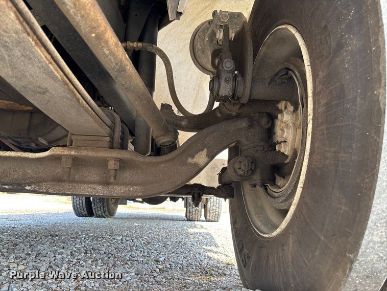 image for item FC5859 1993 Freightliner FL70 bucket truck