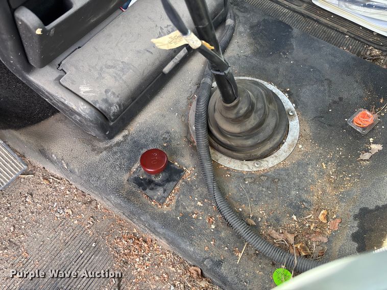image for item FC5859 1993 Freightliner FL70 bucket truck