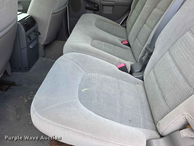 image for item FH6172 2004 Ford Explorer XLT SUV
