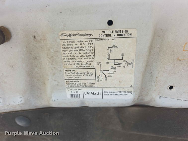 image for item FH6172 2004 Ford Explorer XLT SUV