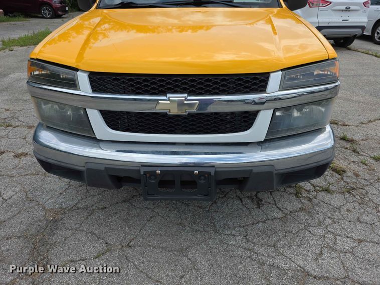 image for item FH6174 2007 Chevrolet Colorado Crew Cab pickup truck