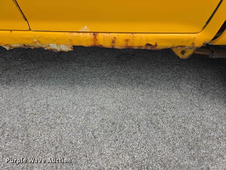 image for item FH6174 2007 Chevrolet Colorado Crew Cab pickup truck