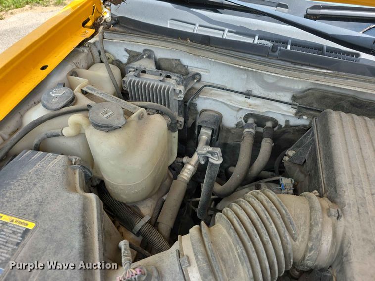 image for item FH6174 2007 Chevrolet Colorado Crew Cab pickup truck