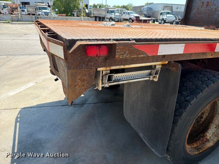 image for item FH6189 2012 International 7300 flatbed truck