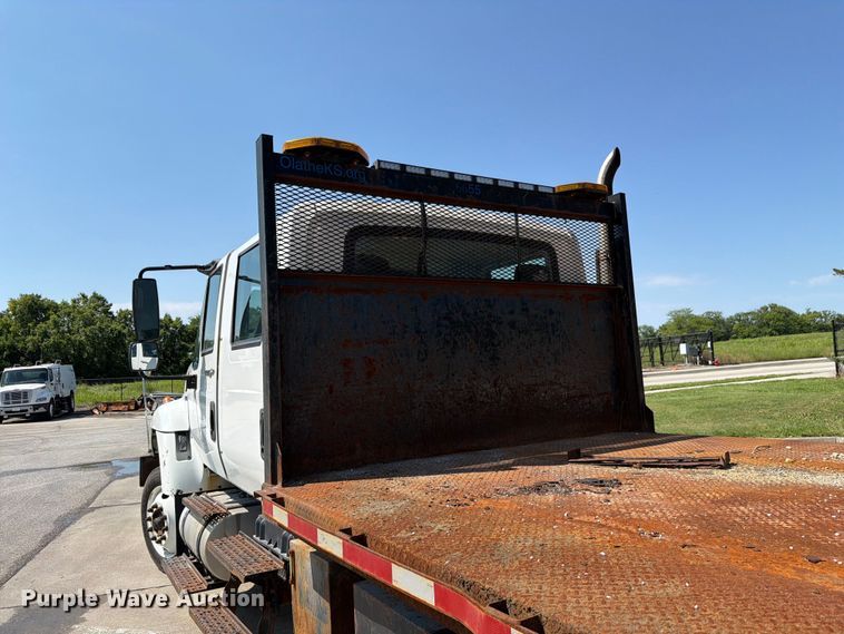 image for item FH6189 2012 International 7300 flatbed truck