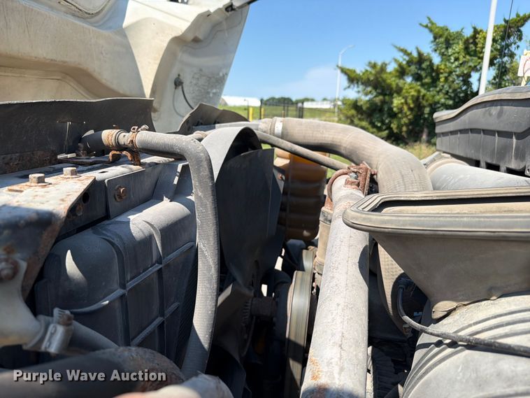 image for item FH6189 2012 International 7300 flatbed truck